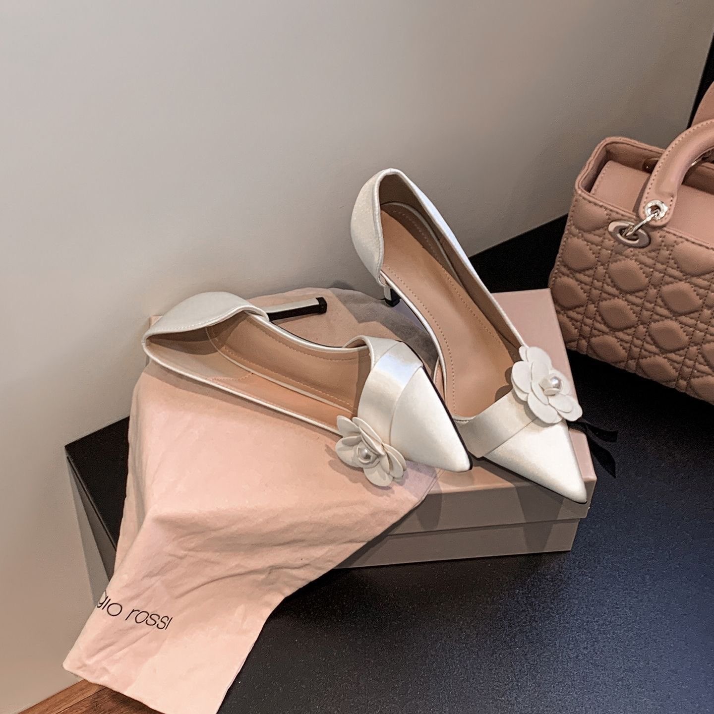 Satijnen spitse stiletto pumps - Formal Women Daily Wear Footwear recensie en prijs